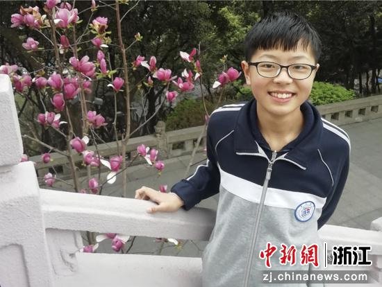 海亮高级中学学生史皓嘉。吴马丽供图