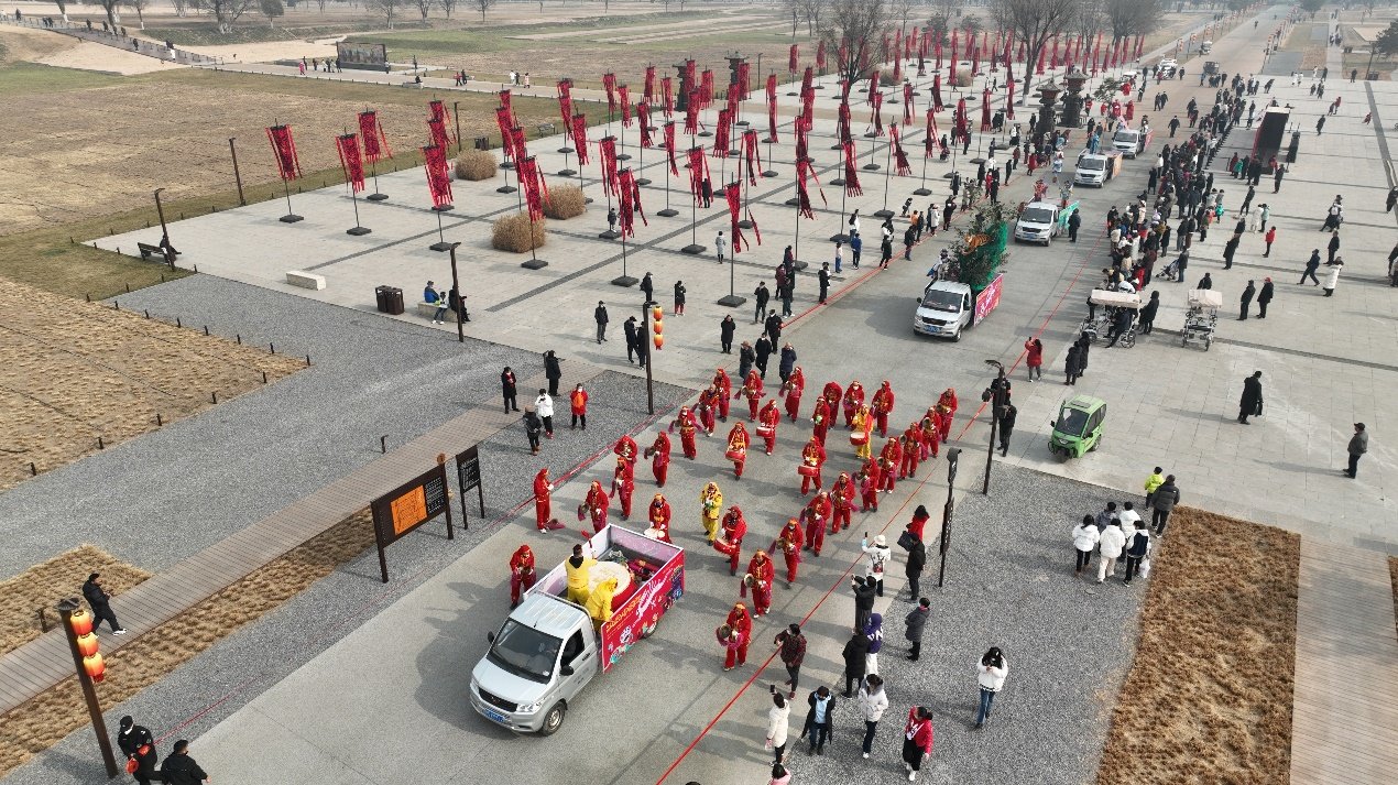 未央宫里闹新春