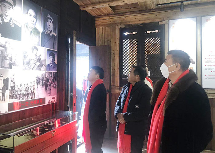 进贤县泉岭乡:凝聚乡贤智慧 助力乡村振兴