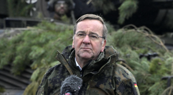 凤凰早报|克宫:北约直接参与俄乌冲突;白宫:普京绝不会攻击北约