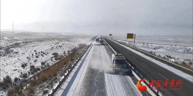 受降雪影响 甘肃这些路段实行交通管制