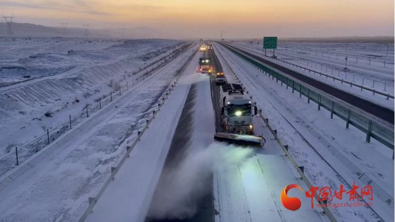 受降雪影响 甘肃这些路段实行交通管制