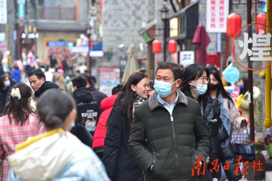 南昌新春氛围感满屏