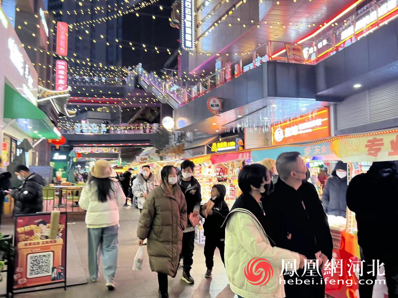 央视关注、游客万千：这个春节，石家庄特色商业街区赢得满堂红
