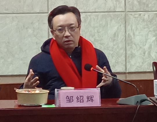 进贤李渡镇:政企一堂叙乡情、谋发展