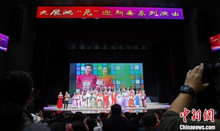 （新春走基层）广州粤剧院新址迎来新春大型惠民演出