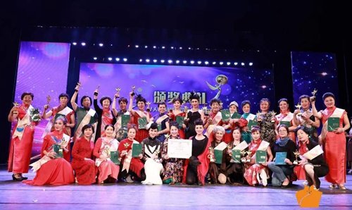 “冻龄”女神宋任，源于旗袍与灵性共万千风情