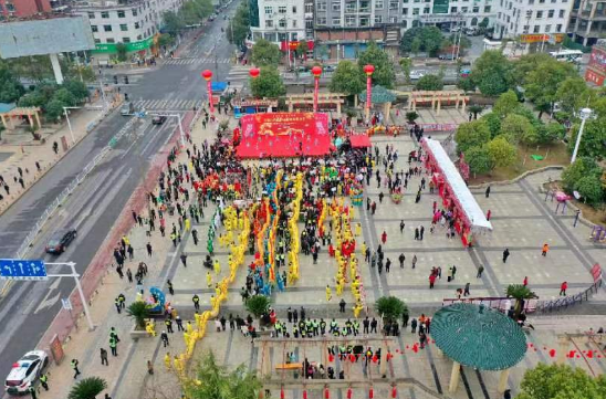 非遗文化迎元宵 中国·芦溪第九届灯彩艺术节举行