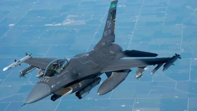 凤凰早报|胡鑫宇案律师准备申请刑事立案;美不向乌克兰提供F-16战机