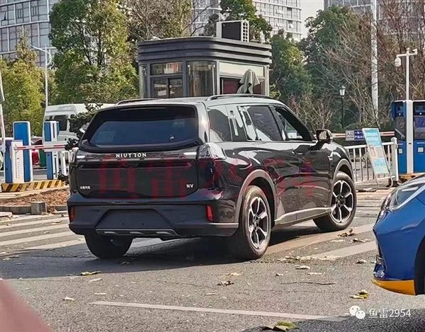 李一男造车“破梦重圆”?自游家NV现身奇瑞商用车总部