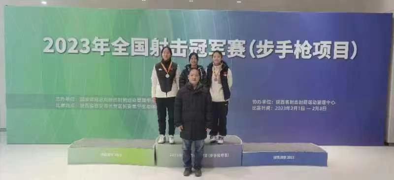 全国赛事演绎“步步惊心” 甘肃“神枪手”射落金牌