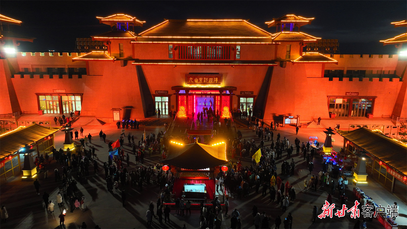 同闯千年“迷宫”