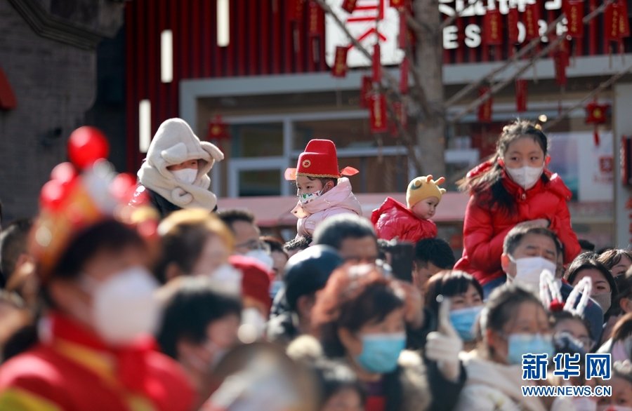 兰州老街新春人气旺