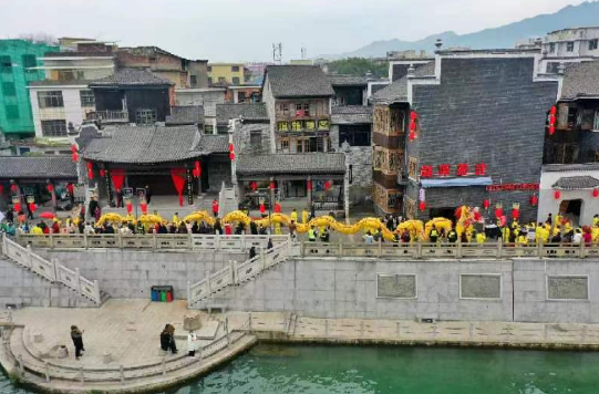 非遗文化迎元宵 中国·芦溪第九届灯彩艺术节举行