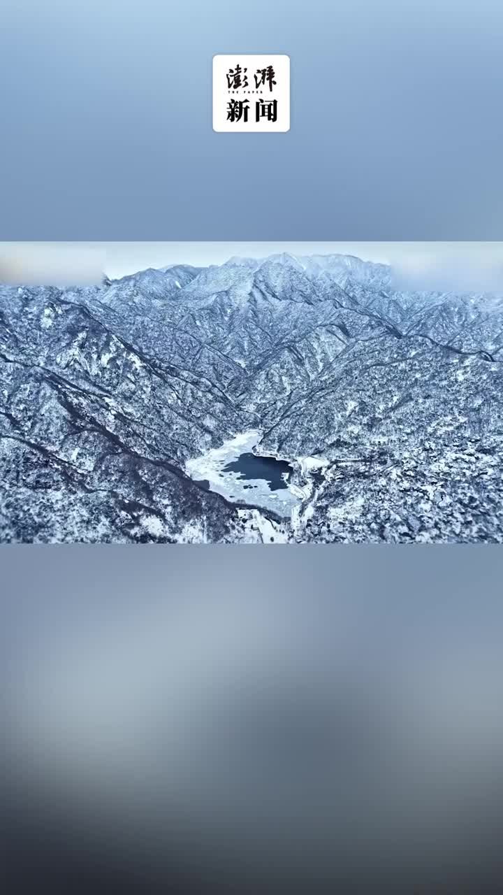 天寒远山净，雪后秦岭群山染霜岁暮天寒_凤凰网视频_凤凰网