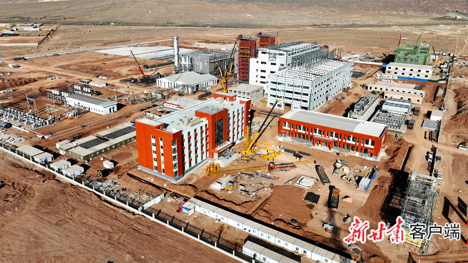 甘肃河西硅业20万吨硅系新材料综合利用项目一期建成投产 新甘肃&middot;甘肃日报通讯员 成林