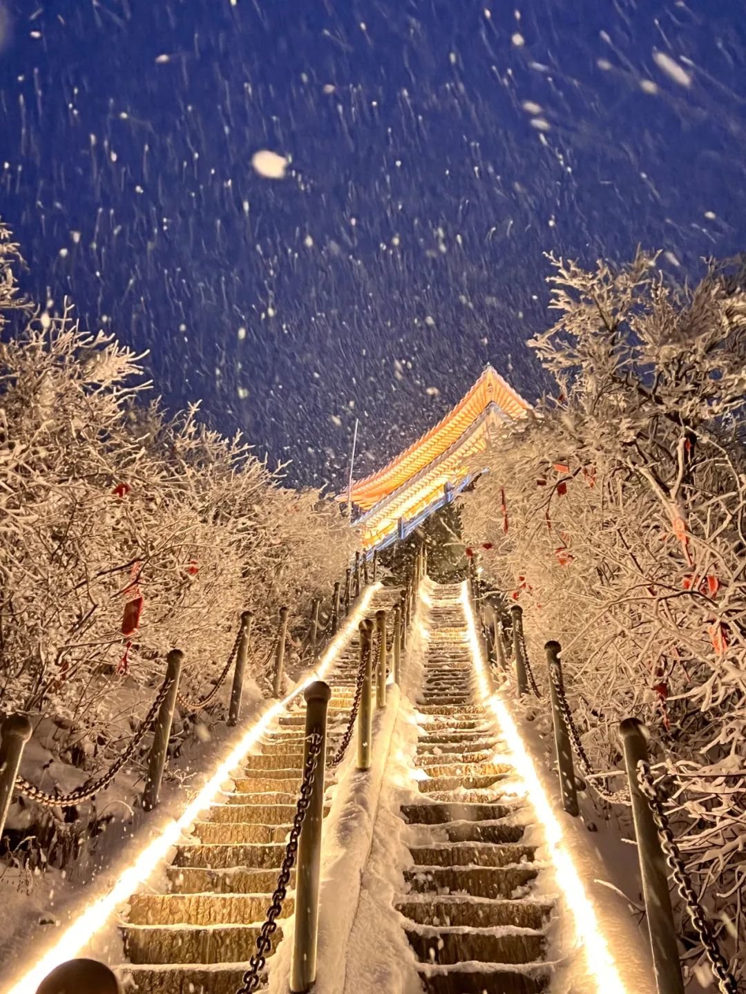 老君山新一轮降雪即将送达,请注意查收凤凰网河南_凤凰网
