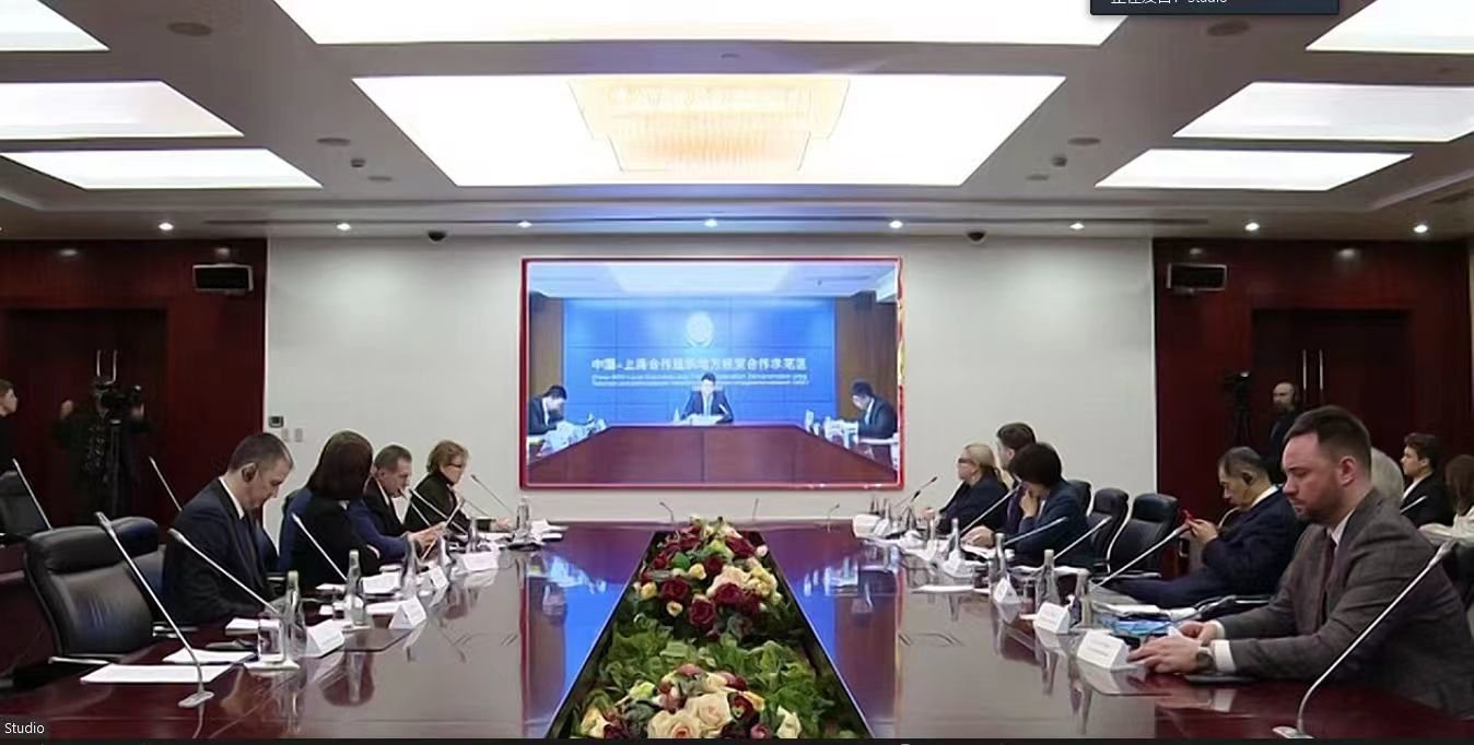 下一步，青岛市将继续办好“友城合作 共创未来”品牌活动，利用友城渠道和外事资源搭建经贸合作平台，更好服务我市高水平对外开放和高质量发展。