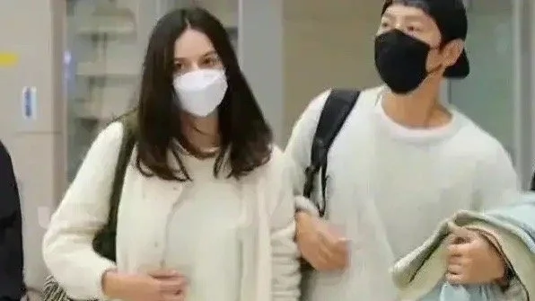 凤凰晚报|胡鑫宇家属透露遗体发现时状态;世卫就新冠大流行发布最新声明