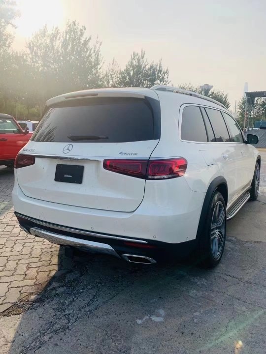 奔驰gls540图片