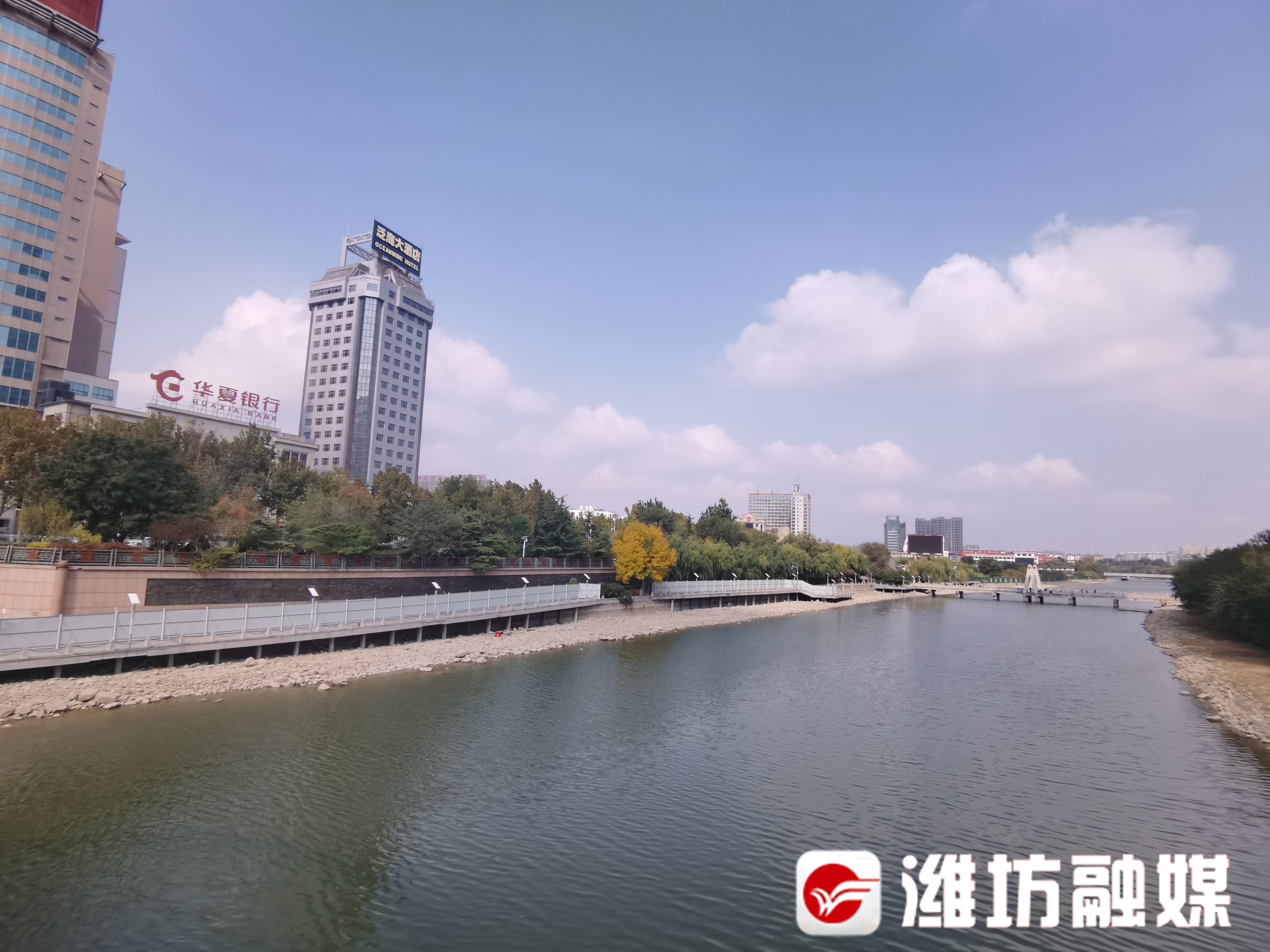 往日白浪河东风街河段景观。（资料图）