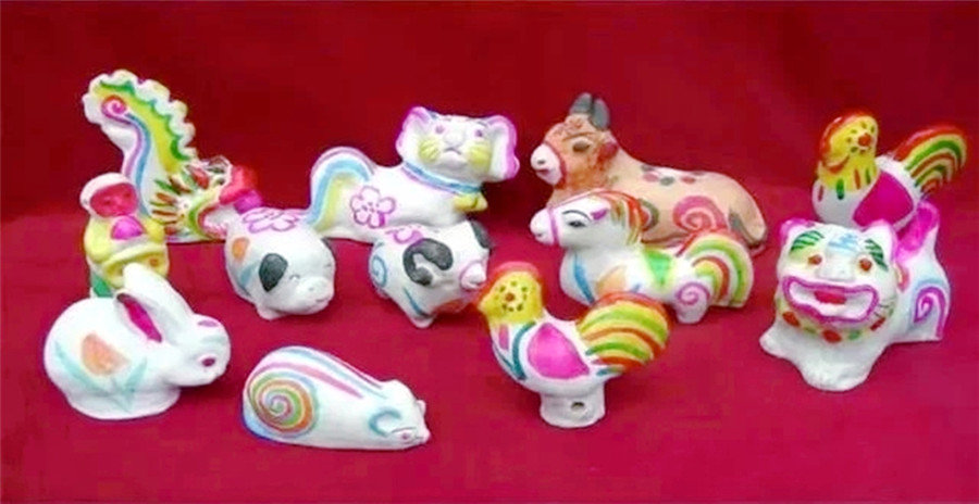 "泥娃娃"只用雪一样的白土涂色 这项"绝技"传千年