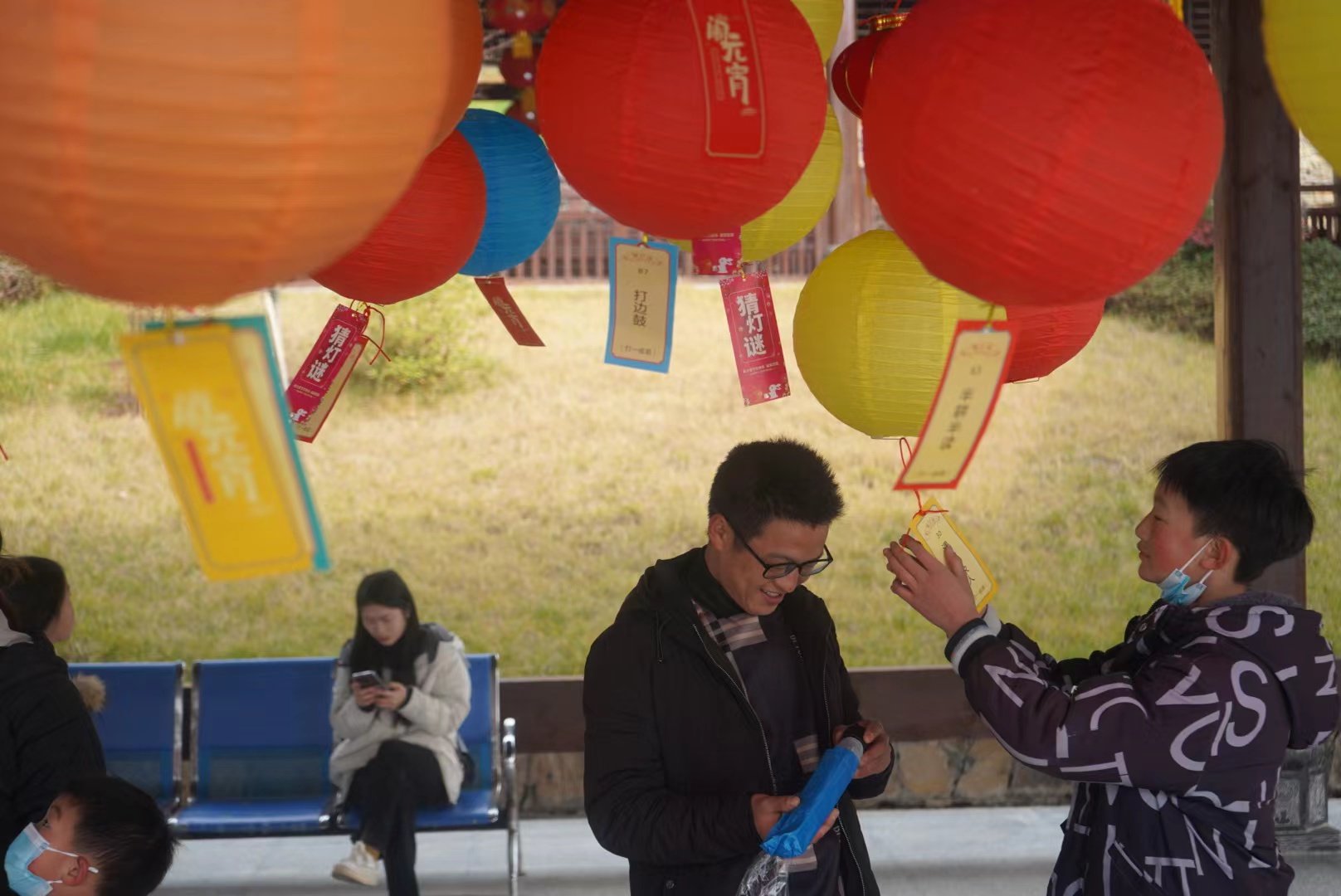 元宵节点亮“一炷香”，灯火里的恩施大峡谷首次开启夜游体验