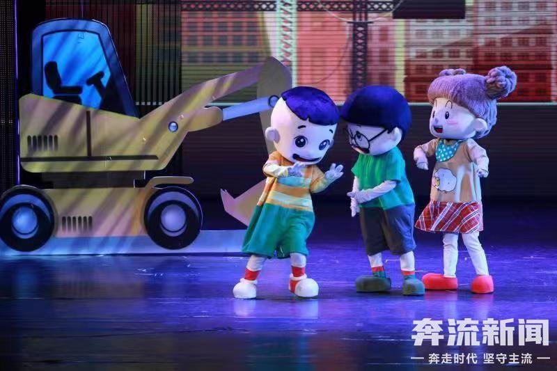 “美人鱼”来兰州啦 非遗木偶搭上春节拜年末班车