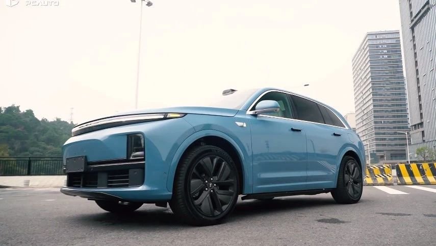 理想L7终于来了！皇后座、露营床，老司机试驾完竟连连叫绝？