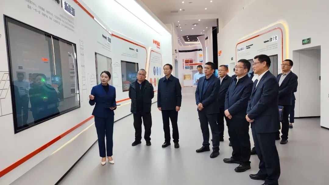 赵立香一行考察中国广核集团有限公司