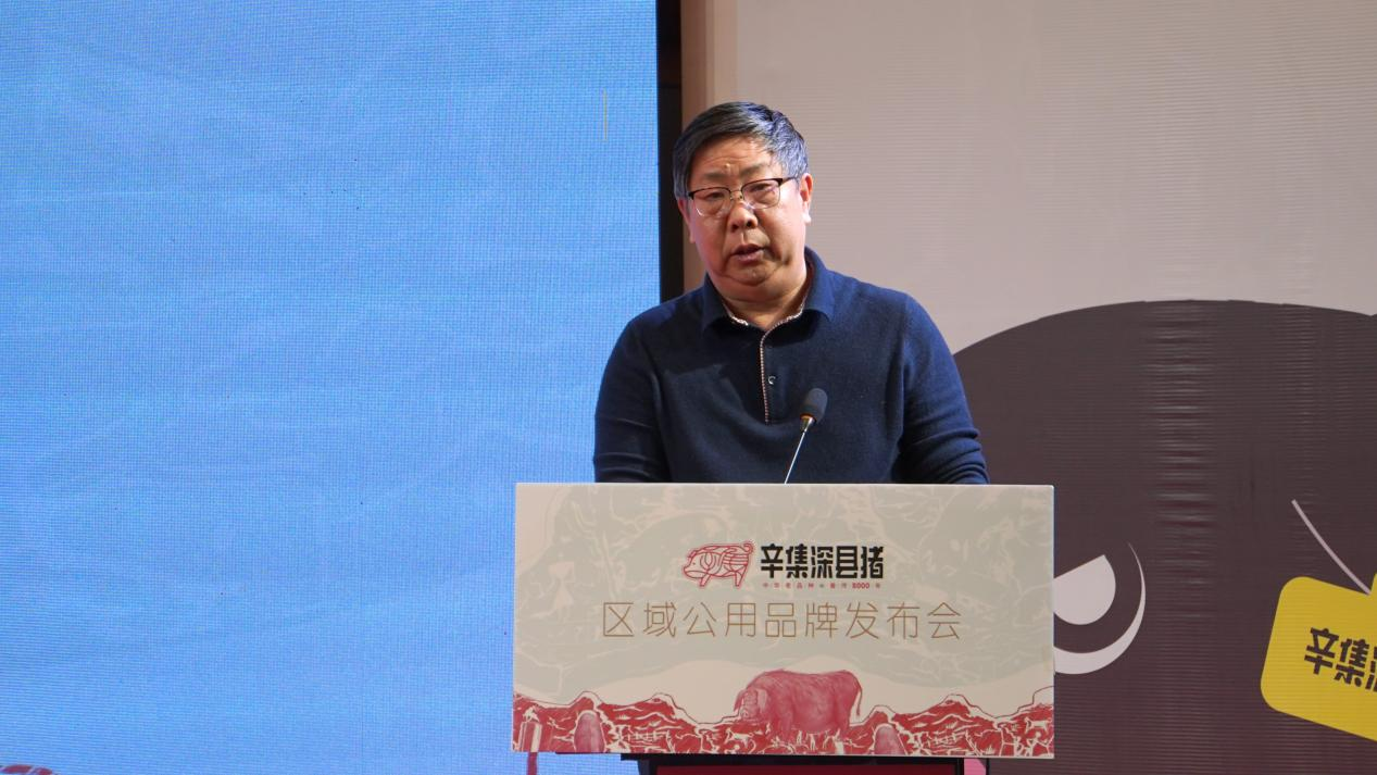 （河北省兽药饲料工作总站、省生猪产业技术创新团队首席专家、研究员苗玉涛）