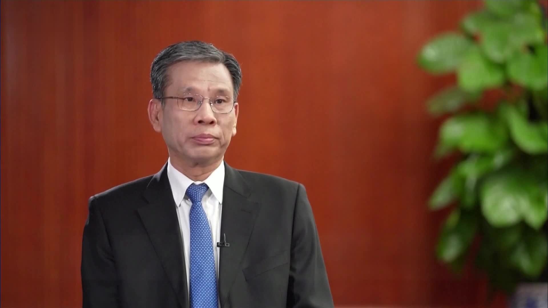 内地多个部委在《求是》撰文：今年经济形势仍严峻