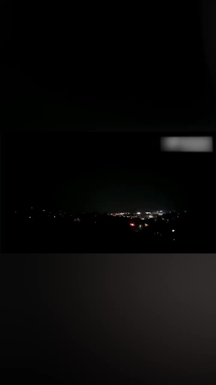 小行星Sar2667进入地球大气层，在英吉利海峡上空爆炸