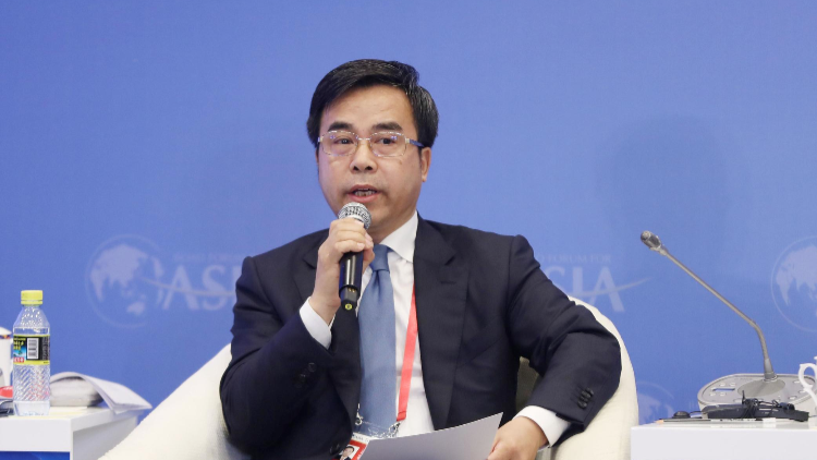 刘连舸不再担任中国银行党委书记_凤凰网