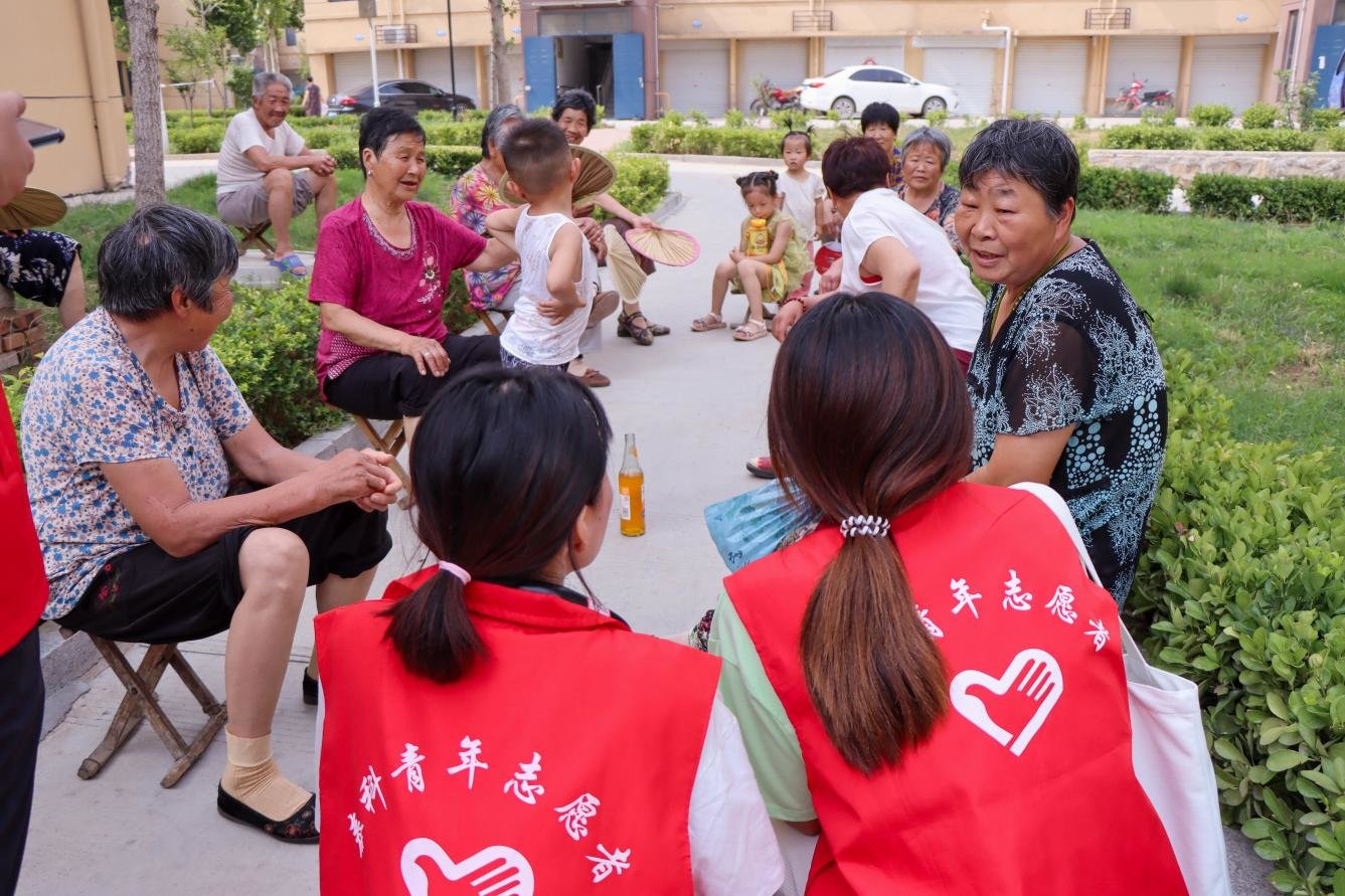 青年志愿者走进泰安市东平县黄河滩区开展服务
