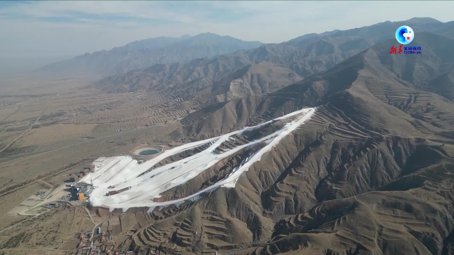 全球连线｜山西：长城脚下乐享雪上运动