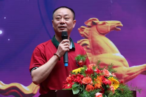 时代浪潮下的中国互联网第一代创业者老狼赵旭,一位与众不同之人凤凰