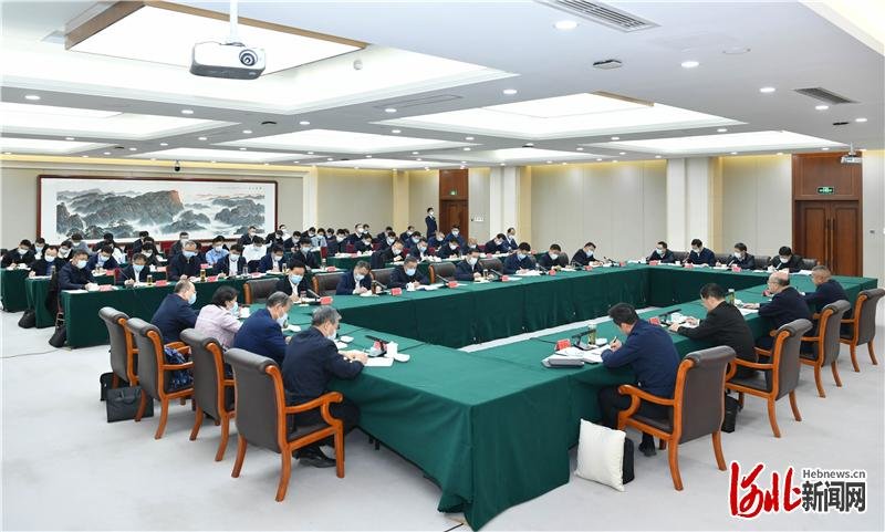 2月15日，省长王正谱来到石家庄市现场办公。河北日报记者霍艳恩摄