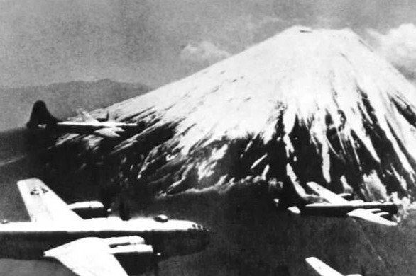 火炎地狱：B-29空袭东京纪实_凤凰网