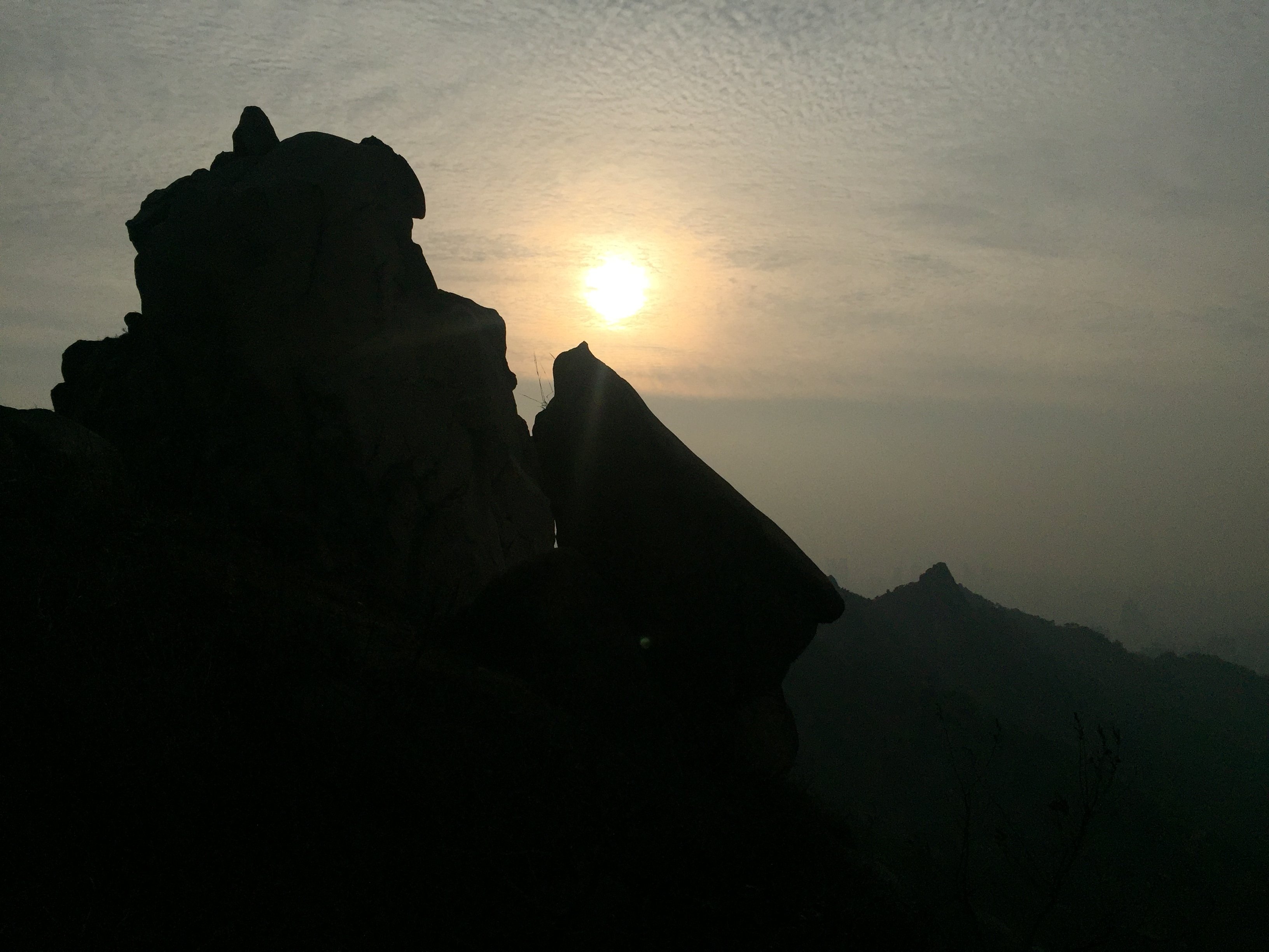 文化赋能城市软实力，青岛作家过客新作《浮山赋》面世