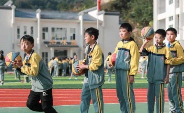 甘肃两地<em>体育</em>中考长跑项目<em>纳</em>入选考