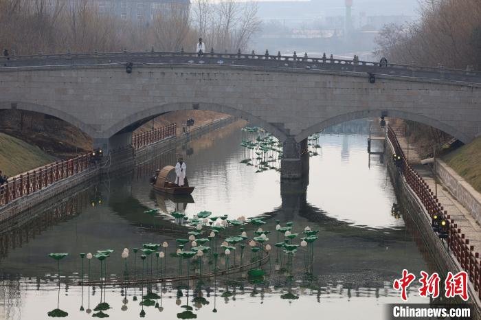 【写意中国——探寻汉字起源】在杜甫故里与诗圣“超时空对话”