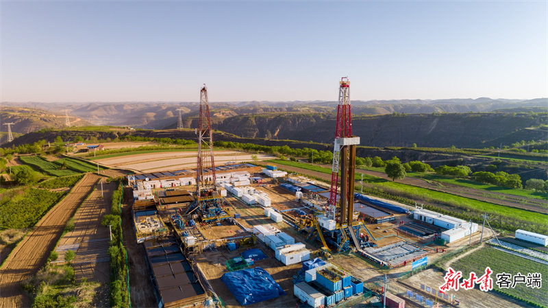 中石油长庆油田庆阳华H60双机组钻井现场