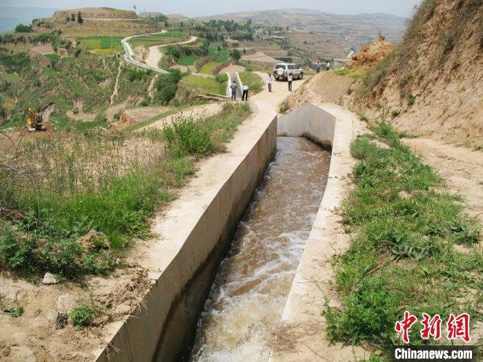 图为甘肃省天水市武山县的东梁渠（资料图） 天水市武山县委宣传部供图