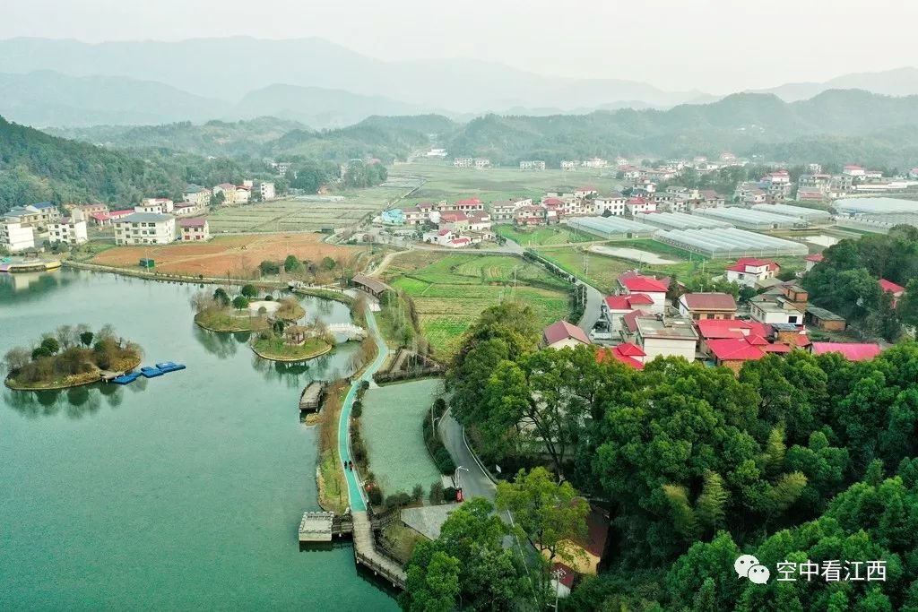 上栗山村“小西湖” 依山傍水生态美（图）