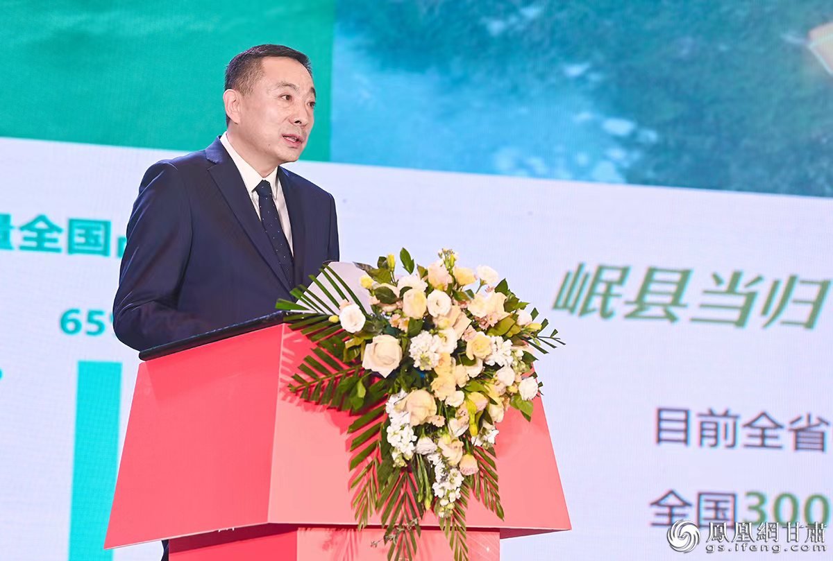 甘肃药业集团党委书记、董事长魏阳表示，新发展阶段将进一步厚植“甘肃好中药”优势。李德宇 摄