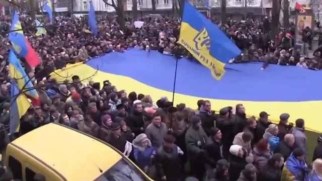 俄乌之间的刀兵相向，同2013年基辅迈丹广场示威事件有何关联？