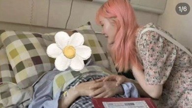 凤凰早报|染粉色头发女孩不堪网暴离世;乌克兰要两类武器遭北约拒绝