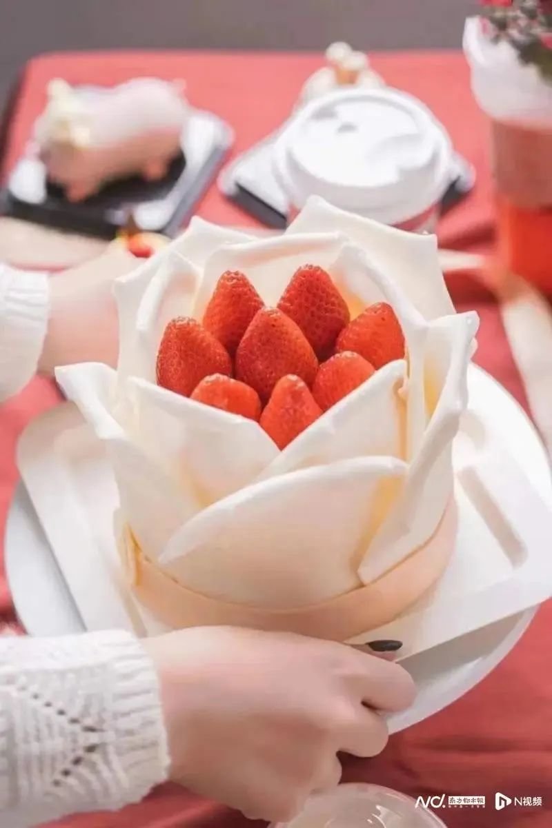 “昂司蛋糕”突然关门 曾声称耗资1亿打造网红门店