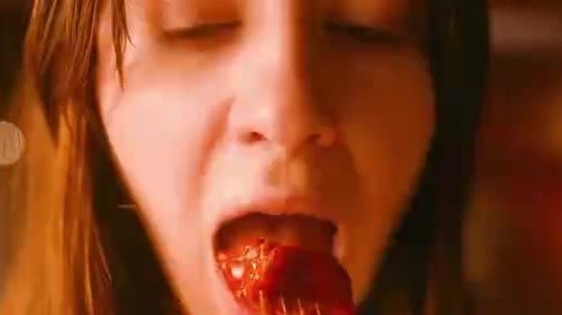女孩遭遇变态食人魔，最终帅气反杀_凤凰网视频_凤凰网